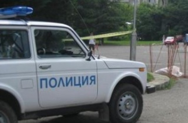 Пиян шофьор се заби в електрически стълб