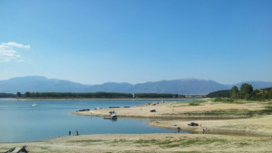 Слънчево и топло