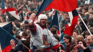 Механика на тълпата показват в галерия Христо Цокев