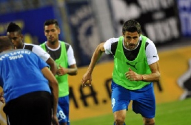 Левски без Цветан Генков срещу Славия