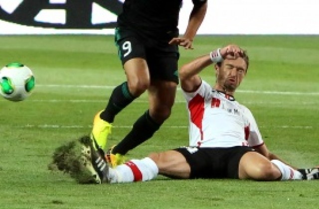 Сираков спаси три точки за Амкар, Том записа втора победа