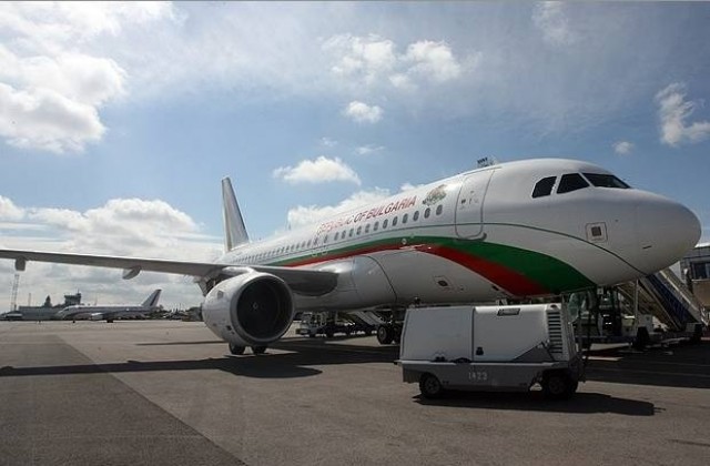 1810 пъти летяла бившата власт с авиотакситата