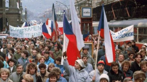 Представят Забележителни следи България в зала Възраждане