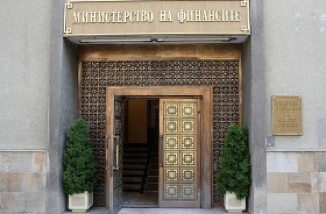Нов бандерол за тютюневите изделия и алкохола от Нова година