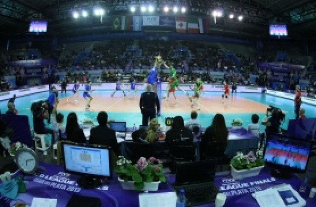 Време за мъже и за медали: България срещу Италия за място във финала