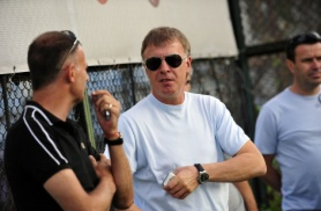 Наско Сираков поздрави Георги Петков: Той се стреми да пази добре