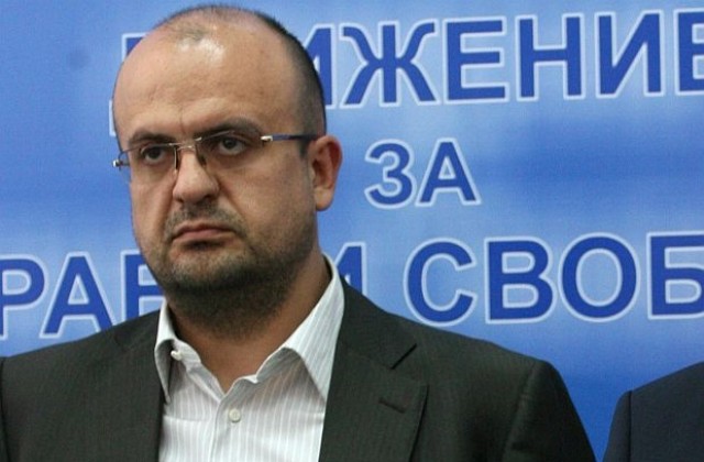 К. Костадинов: Беше обезценен един много сериозен политически инструмент, какъвто е вотът на недоверие