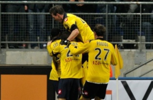 Сошо се оттласна от дъното с първа победа