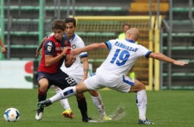 ВИДЕО: Интер стъпи накриво срещу Каляри, Верона бие без Михайлов
