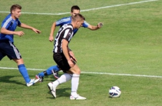 ВИДЕО и СНИМКИ: Локо Пловдив разкри Любимец за едно полувреме