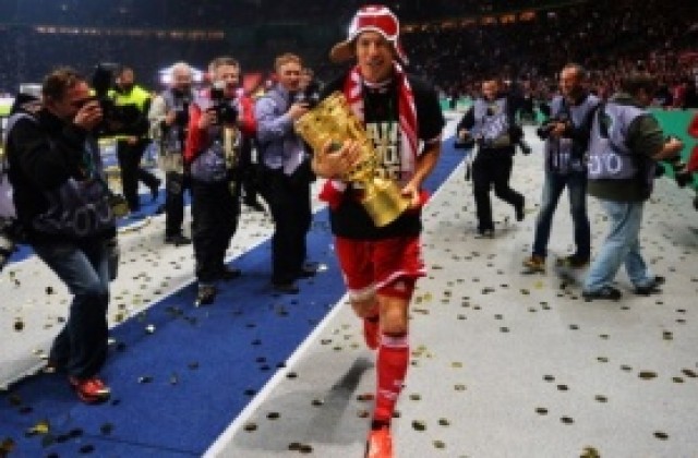 Байерн срещу Аугсбург за Купата, Борусия среща Саарбрюкен