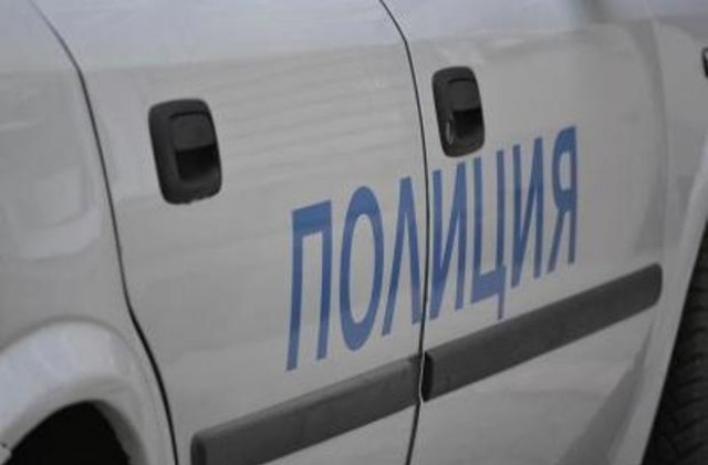 Пиян, без свидетелство за управление, кара нерегистриран мотопед