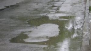 Мократа настилка предизвика катастрофа около КТМ