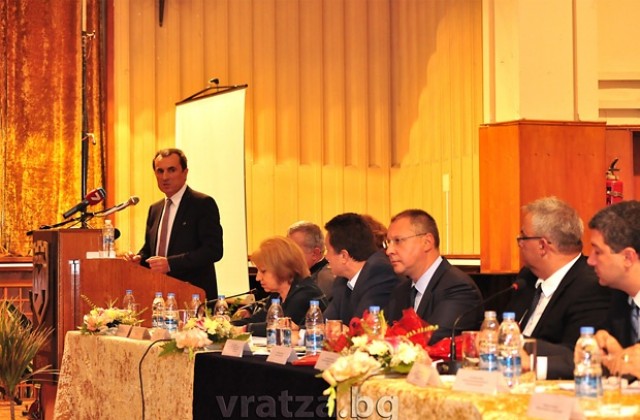 И кметовете от ГЕРБ ще искат среща с правителството