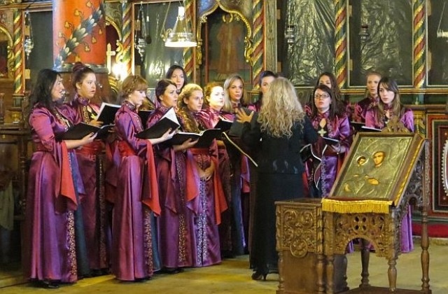 Продължават празниците в Банско