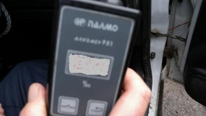 Пиян шофьор се блъсна в сграда