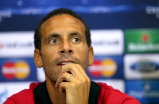 Рио Фърдинанд не отлетя с Юнайтед за Украйна