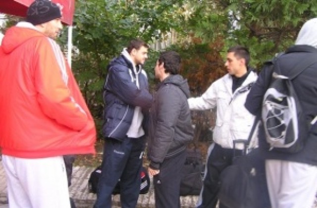 Баскетболистите на Черно море отпътуваха за столицата