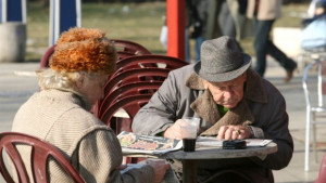 Пенсионери от старчески дом във Варна отиват на екскурзия из