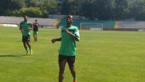 Божилов и Окоро до последно под въпрос срещу Литекс