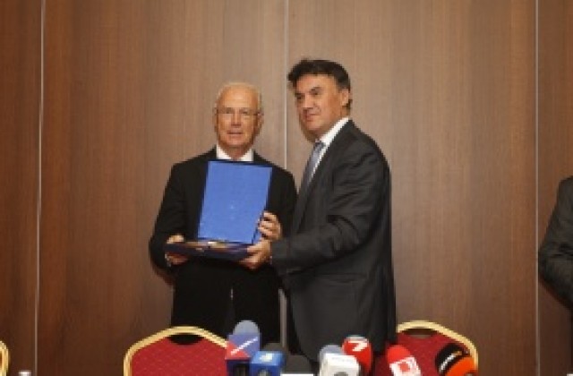 Кайзер Франц: Стискам ви палци да се класирате на Световно