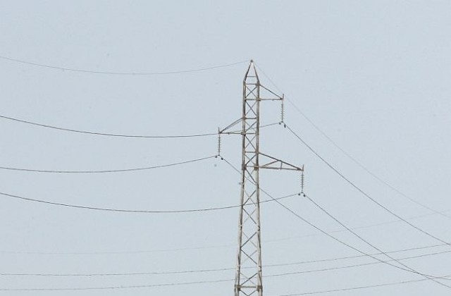 Опит за кражба на кабели остави част от столицата без ток