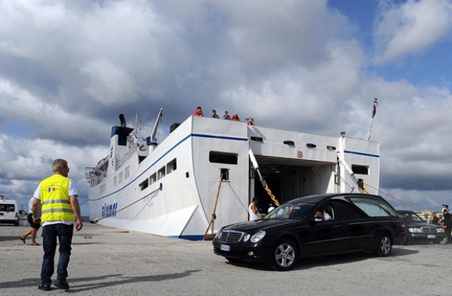 Трагедията на Лампедуза хвърля светлина върху слабостите на Европа