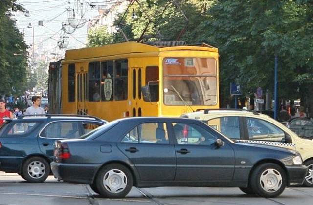 Временно променят движението на трамваи в столицата