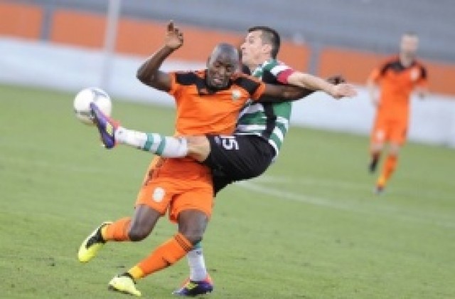 Литекс се измъчи с Черно море, но остана втори