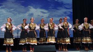 Благоевградчани се веселиха на площада