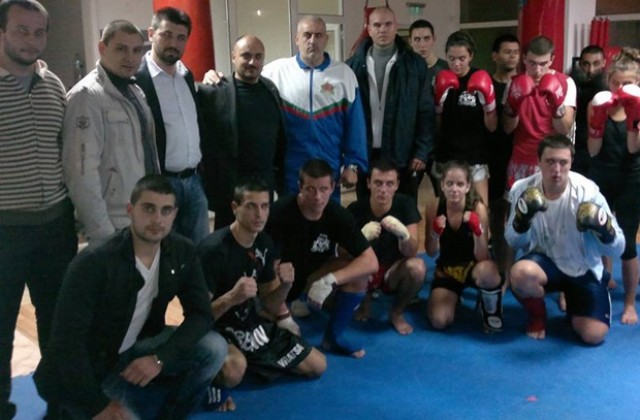 Сътрудничество между кик бокс клубовете от Враца и Щип