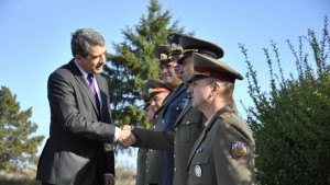 Плевнелиев връчи почетен знак на НВУ Васил Левски