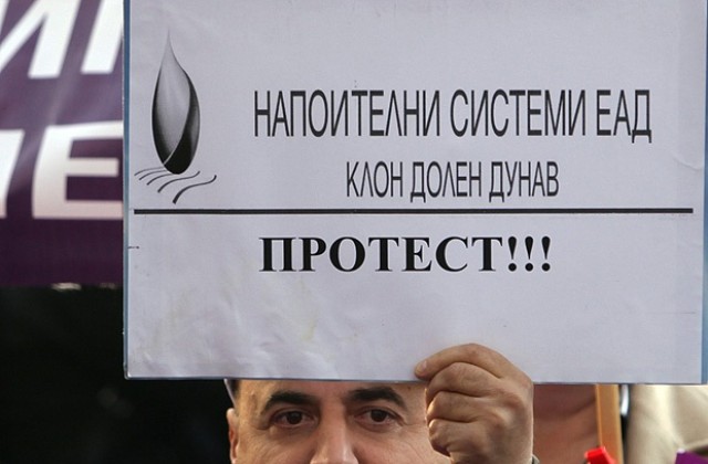 Напоителни системи е доведено до фалит, твърди земеделският министър