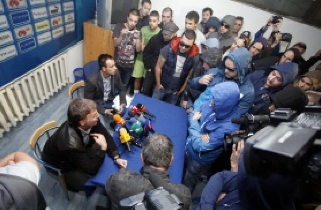 Сираков пред феновете: Това е най-тежкият ми ден