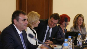 Правителството обсъжда средствата за Инфраструктурния проект на ФЛАГ