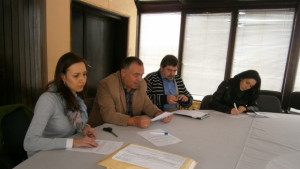 Две фирми подадоха оферти за зимното поддържане на пътищата в