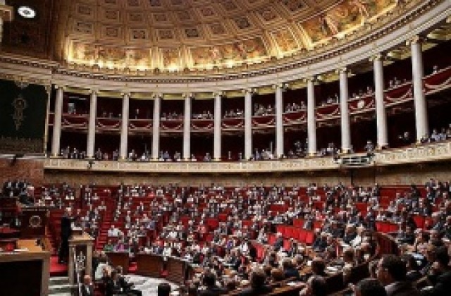 Френската пенсионна реформа ще върви постепенно