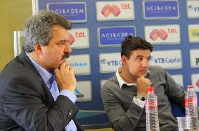 Босът на Левски: Приех оставката на Сираков, за Тонев не съм взел решение