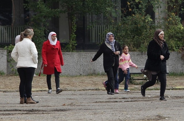 Нямало проблем с изхранването на бежанците