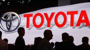 Toyota пуска масово автомобили с автоматично управление