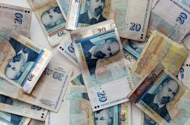 Фирмите със запорирано имущество могат да плащат разсрочено