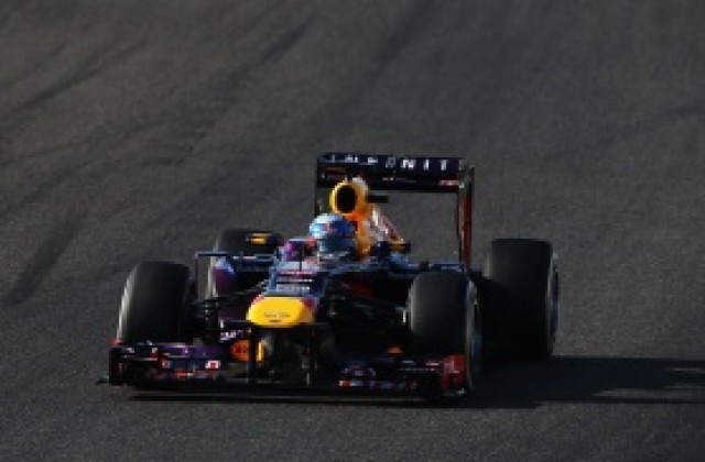 Себастиан Фетел триумфира на Сузука, вдига световната титла в Индия