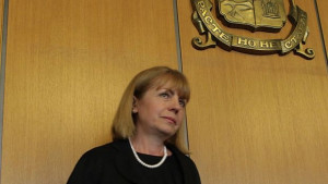 Фандъкова Напрежението в бежанските центрове създава напрежение и извън тях