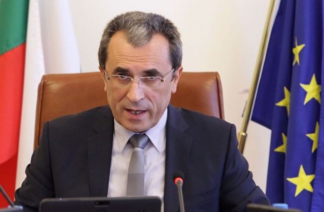 Орешарски подписа споразумение за сътрудничество с кметовете