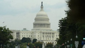 Конструктивни но безрезултатни преговори в US Сената за изход от