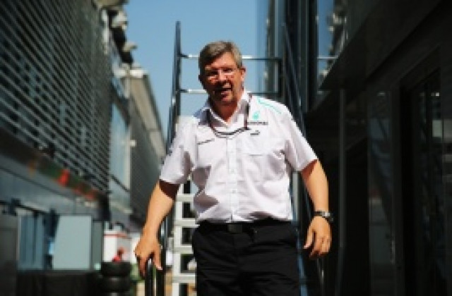 Рос Браун плаши Мерцедес с напускане