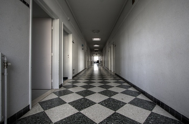 Прокуратурата разследва смъртта на починал в болница варненец