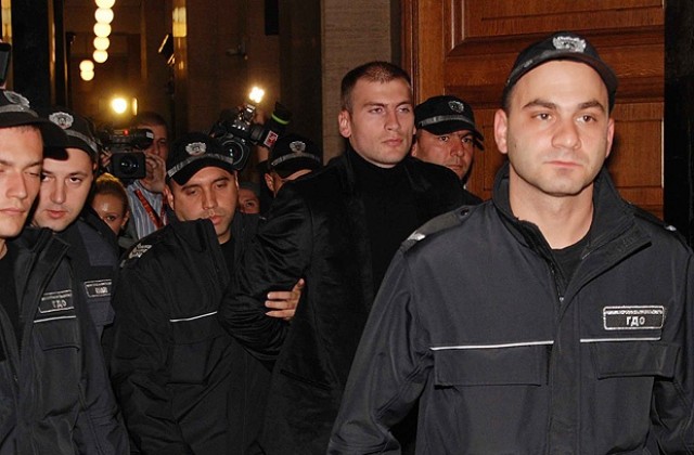 Кокинов даде показания по делото срещу Енимехмедов, Доган пак не се яви