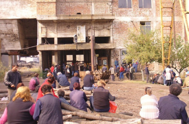 49 бургаски миньори под земята повече от 12 часа в знак на протест