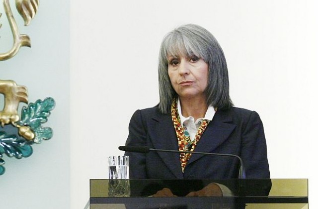 Въпрос на национална сигурност е как да интегрираме бежанците, заяви Попова